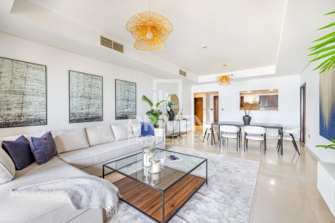 Apartment de 2 dormitorios en The Crescent, UAE No. 190163