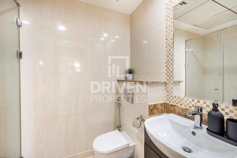 Apartment de 2 dormitorios en The Crescent, UAE No. 190163 15