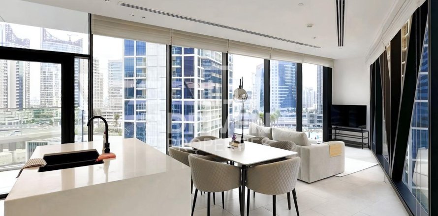 Apartment de 2 dormitorios en Marquise Square Tower, UAE No. 190162