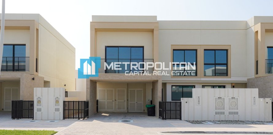 Таунхаус с 3 спальнями  №119386