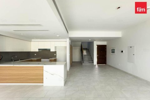 Townhouse de 4 dormitorios en Dubai, UAE No. 163606