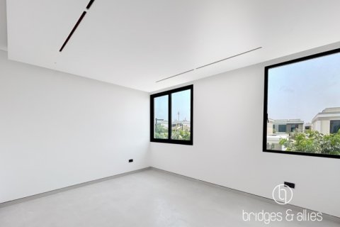 Villa de 4 dormitorios en Dubai, UAE No. 102391 11