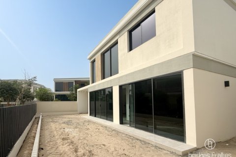 Villa de 4 dormitorios en Dubai, UAE No. 102391 23