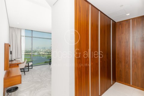Apartment de 2 dormitorios en The Hills, UAE No. 102393 17
