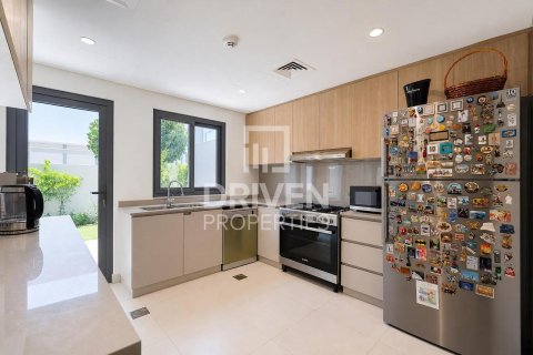 Townhouse de 2 dormitorios en The Pulse, UAE No. 188573 6