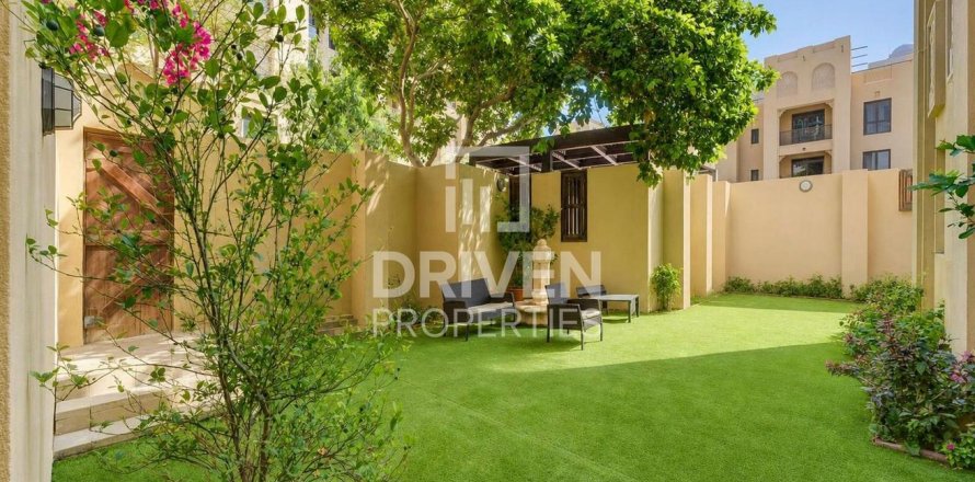 2 bedrooms Apartment in Downtown Dubai (Downtown Burj Dubai), UAE No. 188574