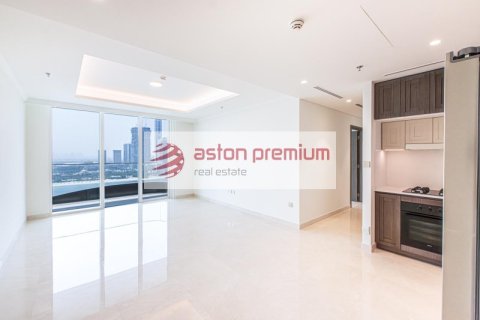 Квартира с 2 спальнями в EMAAR Beachfront, ОАЭ №208375 8