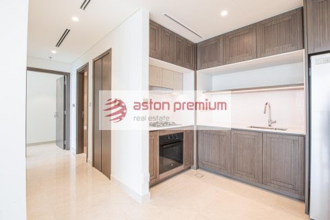 Квартира с 2 спальнями в EMAAR Beachfront, ОАЭ №208375 10