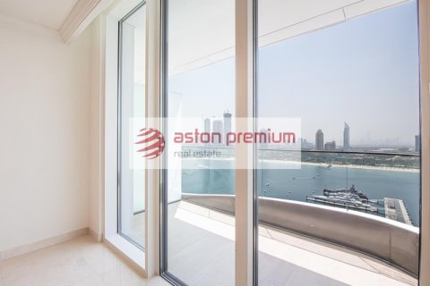 Квартира с 2 спальнями в EMAAR Beachfront, ОАЭ №208375 12