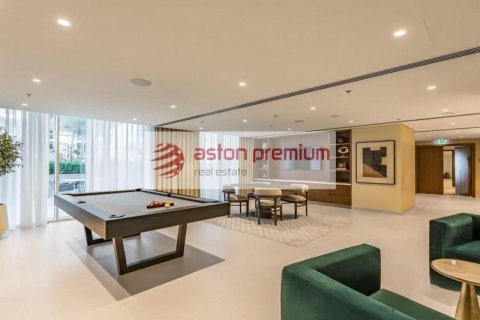 Квартира с 3 спальнями в EMAAR Beachfront, ОАЭ №208379 10