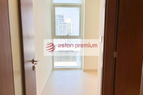 Квартира с 3 спальнями в EMAAR Beachfront, ОАЭ №208379 15