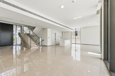 5 bedrooms Villa in Dubai Hills Estate, UAE No. 207560 4