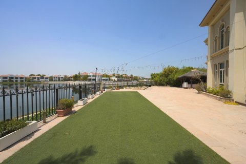 4 غرف نوم فيلا في Jumeirah Islands, الإمارات العربية المتحدة رقم 207559 6