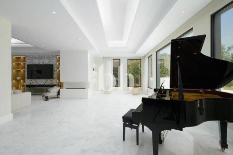 Villa de 6 dormitorios  No. 114222 12