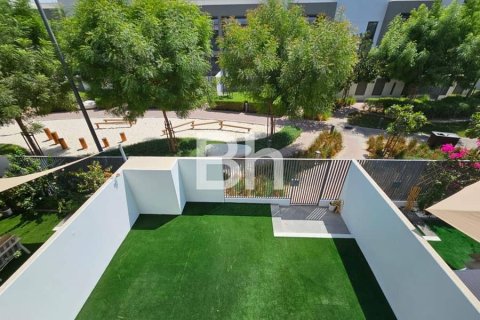 Townhouse de 3 dormitorios  No. 114225 25
