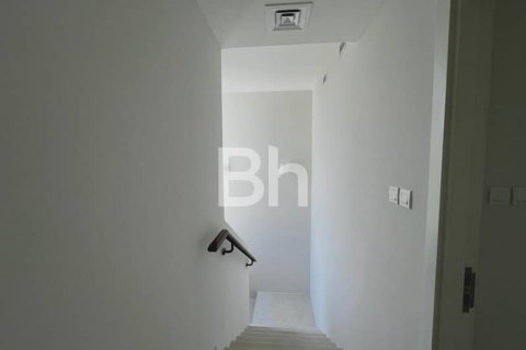 4 bedrooms Townhouse  No. 114220 3