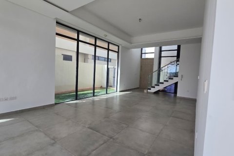 4 bedrooms Villa in Ras Al Khaimah, UAE No. 183932 6
