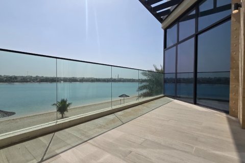 4 bedrooms Villa in Ras Al Khaimah, UAE No. 183932 27