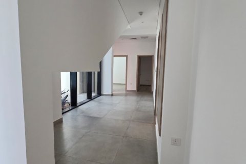 4 bedrooms Villa in Ras Al Khaimah, UAE No. 183932 10