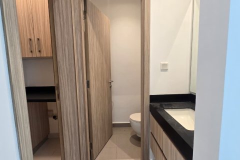 4 bedrooms Villa in Ras Al Khaimah, UAE No. 183932 8