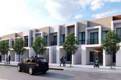 4 bedrooms Townhouse in Ras Al Khaimah, UAE No. 183934 4