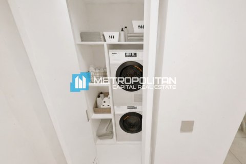 Квартира с 1 спальней в Абу-Даби, ОАЭ №137120 13