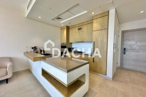 Appartement de 2 chambres à The Crescent, UAE No. 198509 17