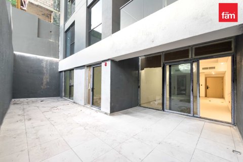 Квартира с 2 спальнями в Дубай, ОАЭ №135623 4