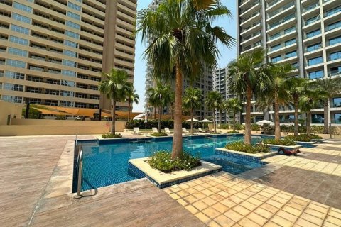 Apartment de 3 dormitorios en Jumeirah Village Circle, UAE No. 167852 8
