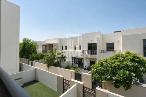 Таунхаус с 4 спальнями в Hayat Townhouses, ОАЭ №209691 22
