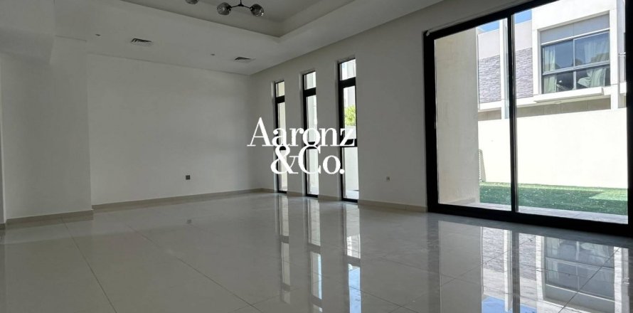 3 غرف نوم فيلا في داماك هيلز (أكويا باي داماك), الإمارات العربية المتحدة رقم 167036