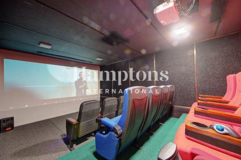 7 bedrooms Villa in Emirates Hills, UAE No. 144209 16