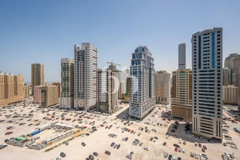 2 bedrooms Apartment in Al Khan, UAE No. 171977 8