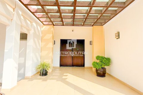 Villa de 5 dormitorios No. 130178 15