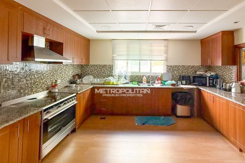 Villa de 5 dormitorios No. 130178 8