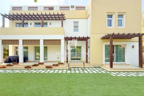 Villa de 5 dormitorios No. 130178 3