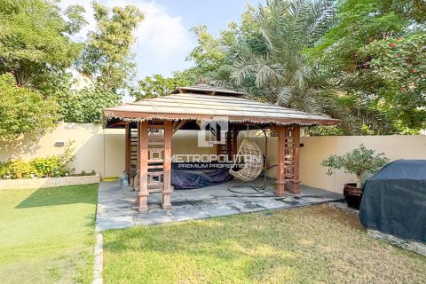 Villa de 5 dormitorios No. 130178 16