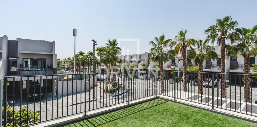 4 bedrooms Townhouse in Mohammed Bin Rashid City, UAE No. 193417