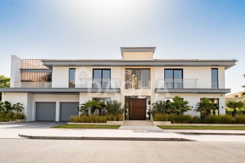 6 غرفة نوم  فيلا في Signature Villas, الإمارات العربية المتحدة رقم 163557