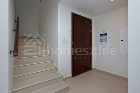 Townhouse de 4 dormitorios en Town Square, UAE No. 150161 2