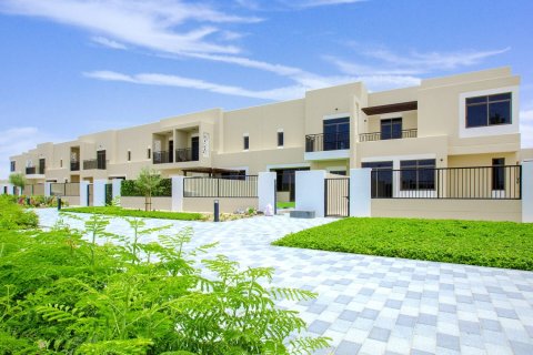Townhouse de 3 dormitorios en Town Square, UAE No. 150162 7