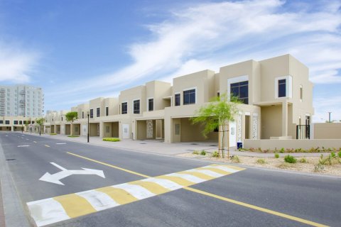 3 bedrooms Townhouse in Town Square, UAE No. 150163 11