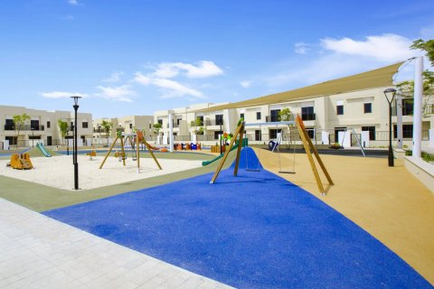 3 bedrooms Townhouse in Town Square, UAE No. 150163 13