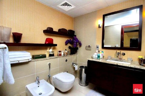 3 bedrooms Apartment in Dubai, UAE No. 160994 17