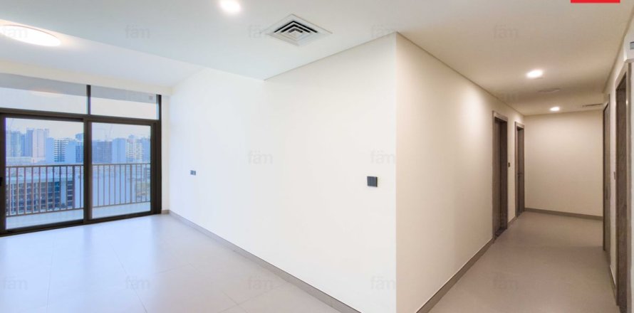 2 bedrooms Apartment in Dubai, UAE No. 160993