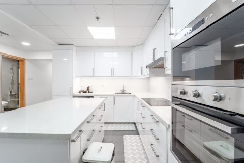 Apartment de 2 dormitorios en Jumeirah Islands, UAE No. 203558 4