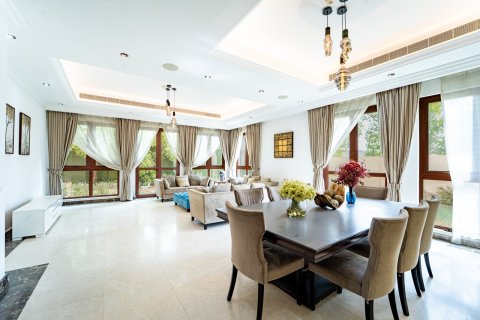 5 bedrooms Villa in Dubai, UAE No. 203561 11