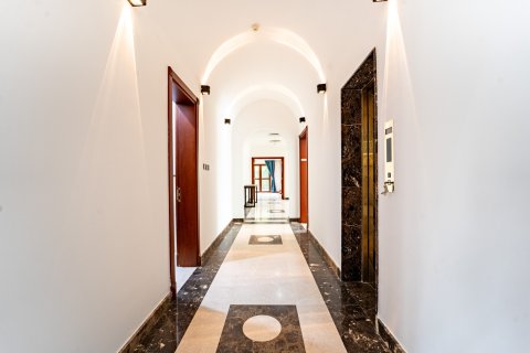 5 bedrooms Villa in Dubai, UAE No. 203561 8