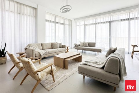 3 bedrooms Apartment in Dubai, UAE No. 166324 3