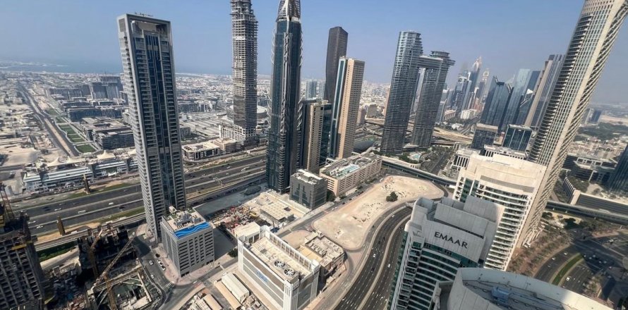 2 bedrooms Apartment in Dubai, UAE No. 143661